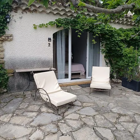 Independante Double Bed & Breakfast